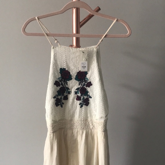 NWT Francesca’s Romper w/ skirt & embroidered top - Picture 2 of 8